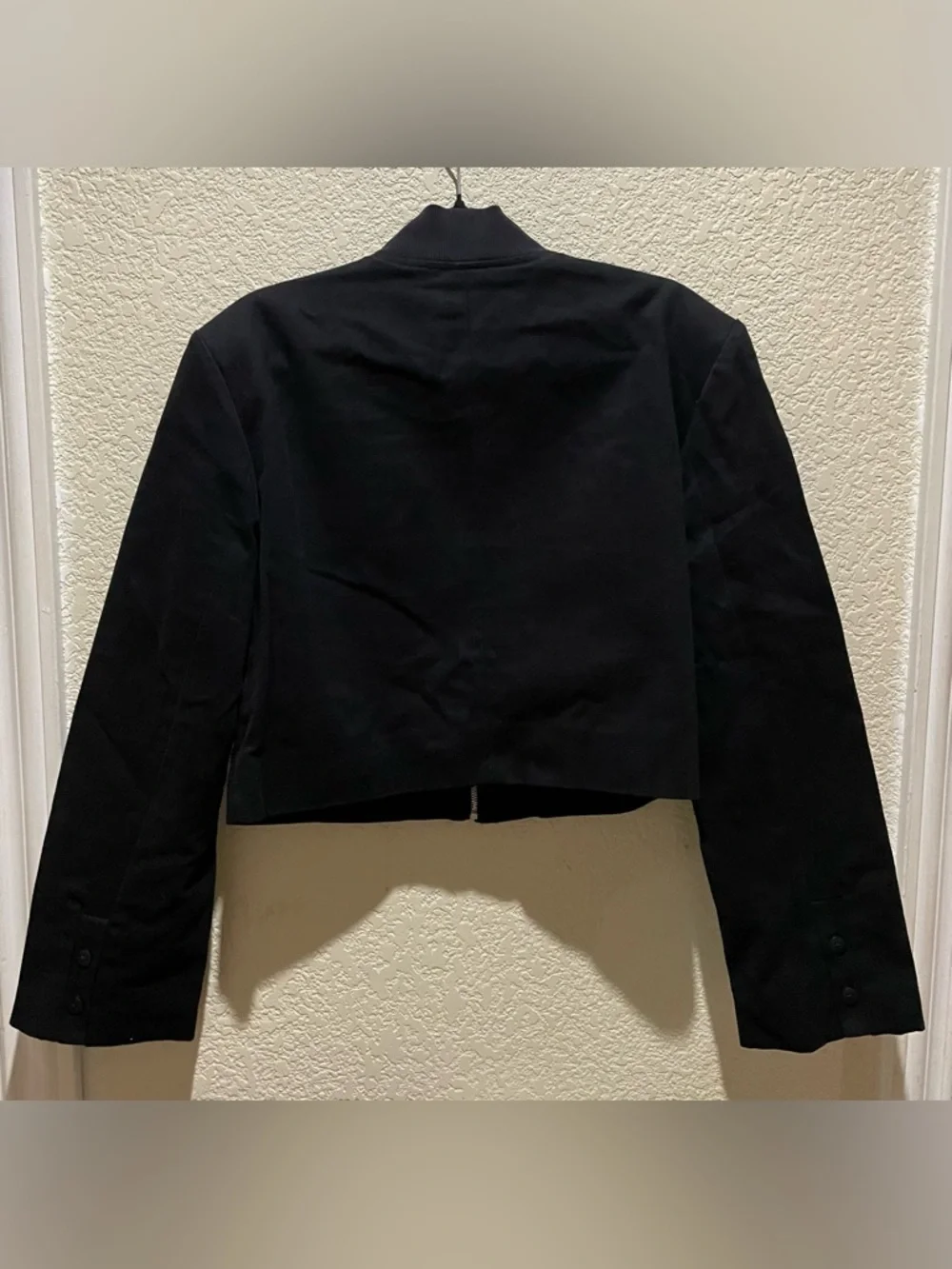 ALO Yoga NWT Cropped Main Character Black Utility Jacket Full Zip Size L
